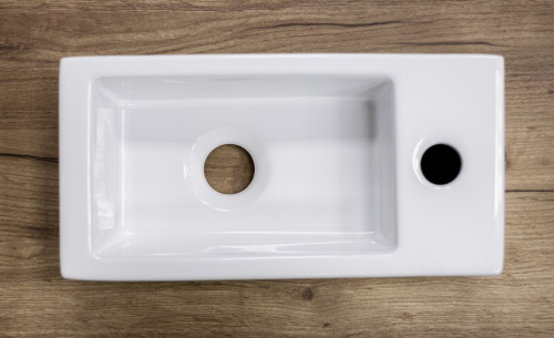 Умывальник Vincea VBS-133R