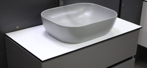 Компакт-плита 1000*485 белый матовый с черной кромкой