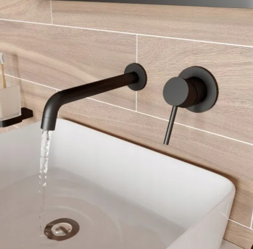 Смеситель для умывальника Rea Lungo Black BAT-B0969