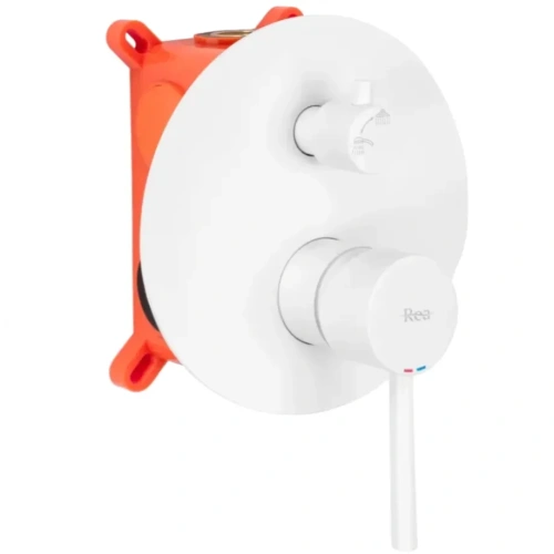 Душевая система Rea Lungo white matt P6611 Душевая система Rea Lungo white matt P6611