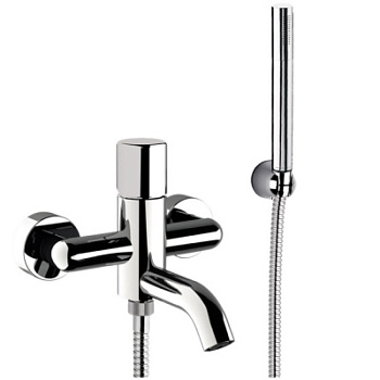 Смеситель для ванны Daniel Trilogy TG610CR