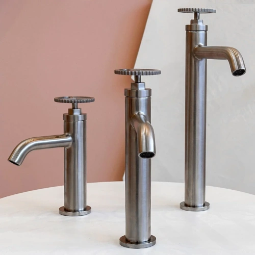 Смеситель для раковины Remer Chrono CH12XV, сталь