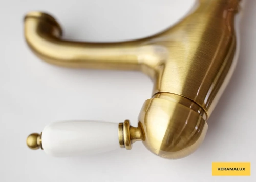 Смеситель для умывальника Caprigo Adria-uno 02-525-VOT