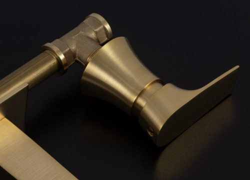 Смеситель для раковины Daniel Diva DV5022DP