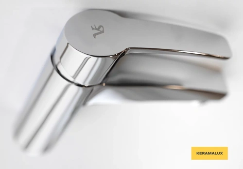 Смеситель для умывальника Ahti Savo SV201001