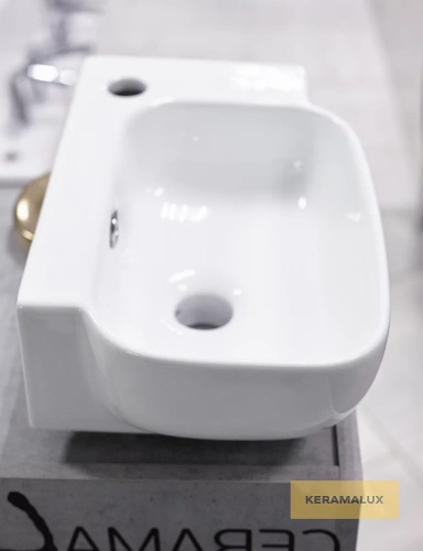 Умывальник CeramaLux 78580L