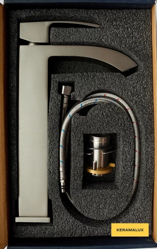 Смеситель для умывальника Vivi Felice 1025 Nichel