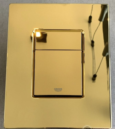 Кнопка смыва Grohe Skate Cosmopolitan 38732GL0 золото глянцевое