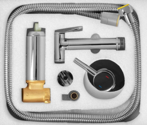 Гигиенический душ Rea Lungo Loop chrome B4106