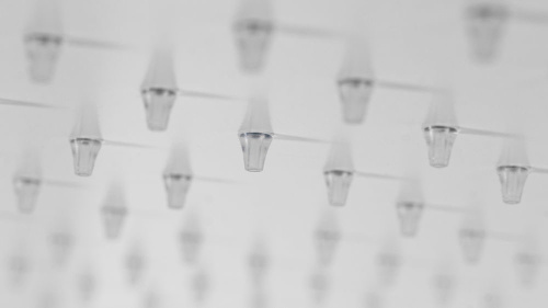 Верхний душ с шарнирным соединением 30 см Remer 357UFS30BOX, белый матовый