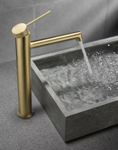 Смеситель для раковины Vincea Rim VBF-2RM2BG