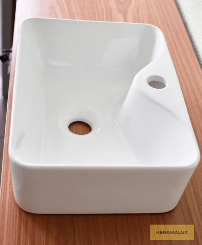 Умывальник CeramaLux 7292
