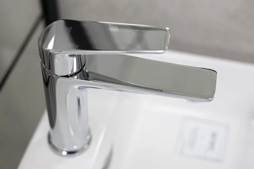 Смеситель для умывальника Vivi Felice 0130